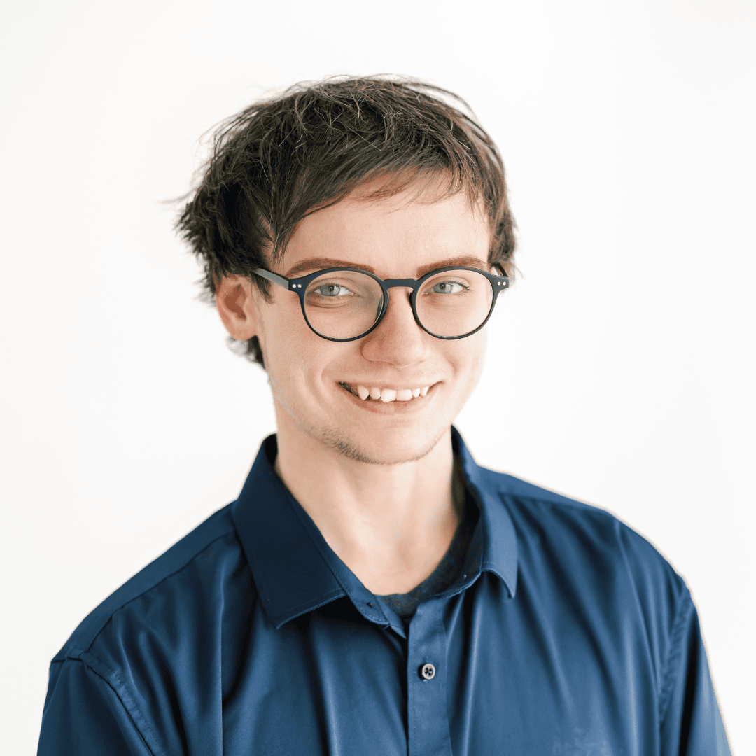 headshot of Max Roll