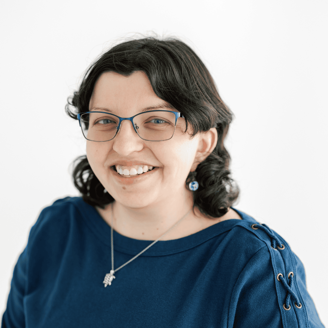 headshot of Renee Combs